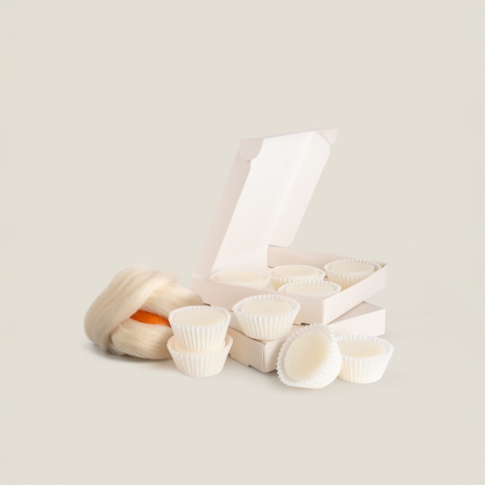 Hug yourself 9 x wosk.jpg